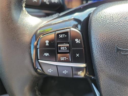 2022 Ford Escape PHEV Titanium