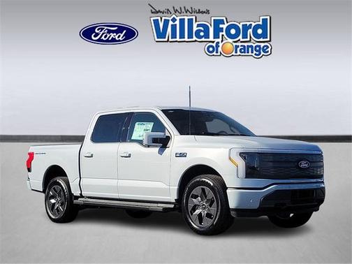 2025 Ford F-150 Lightning LARIAT
