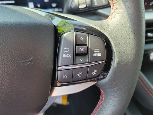 Agate Black Metallic 2026 Ford Explorer ST-Line