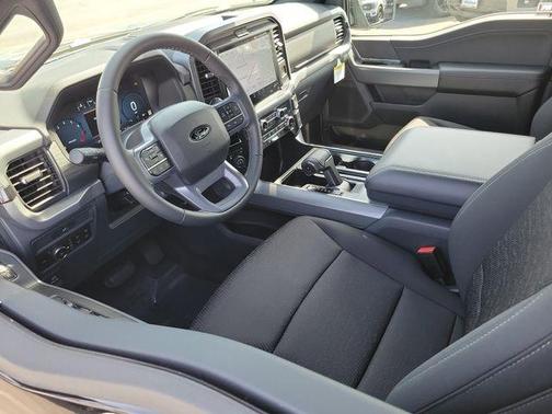 Agate Black Metallic 2026 Ford F-150 XLT