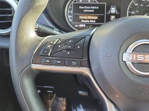 2024 Nissan Versa 1.6 SV