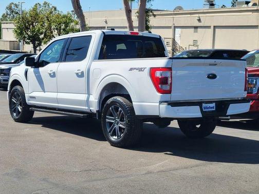 Oxford White 2023 Ford F-150 Lariat