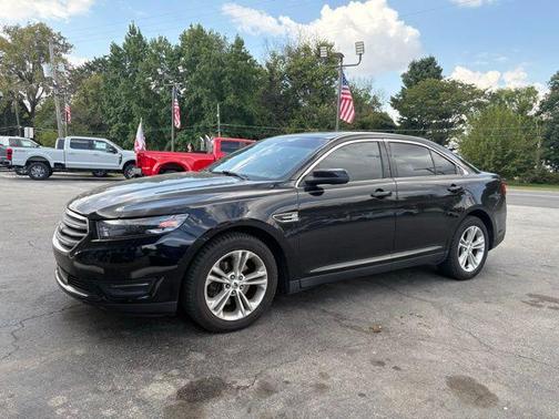 2018 Ford Taurus SEL