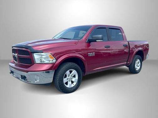 2015 RAM 1500 SLT