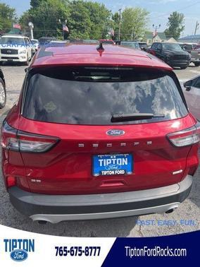 2020 Ford Escape SE