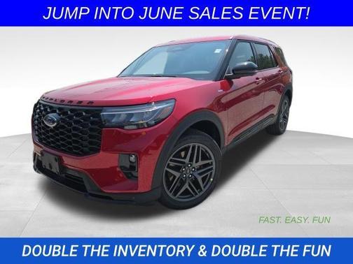 2025 Ford Explorer ST-Line