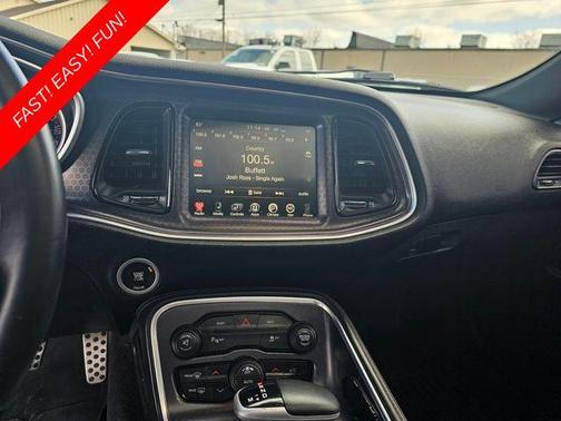 2016 Dodge Challenger SXT