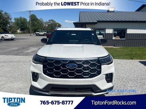White Metallic 2026 Ford Explorer Platinum