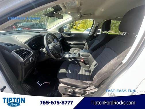 Oxford White 2022 Ford Edge SE