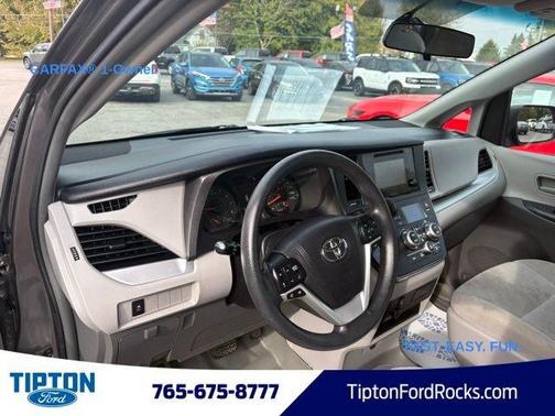 2017 Toyota Sienna L