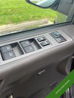 2005 INFINITI QX56