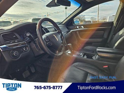 2014 Lincoln MKS Base