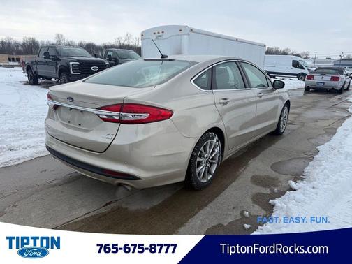 2017 Ford Fusion SE