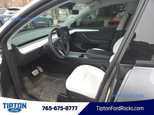 2024 Tesla Model Y Performance