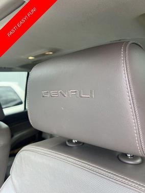 2017 GMC Yukon XL Denali
