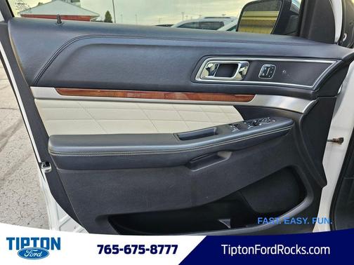 White Platinum Clearcoat Metallic 2017 Ford Explorer Platinum