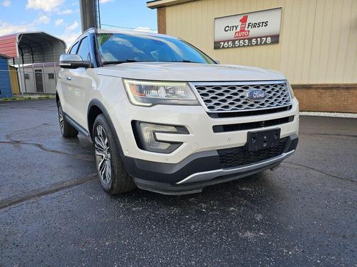 White Platinum Clearcoat Metallic 2017 Ford Explorer Platinum
