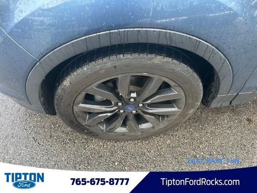 Blue Metallic 2018 Ford Escape SE