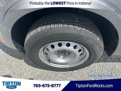Carbonized Gray Metallic 2026 Ford Maverick XL