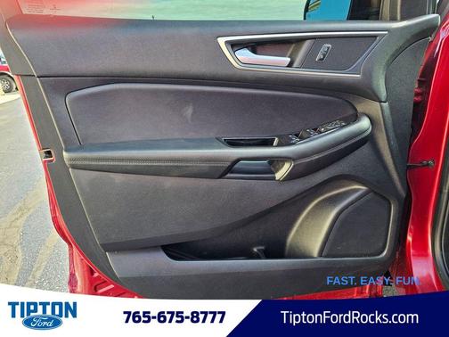 Ruby Red Metallic 2018 Ford Edge SEL