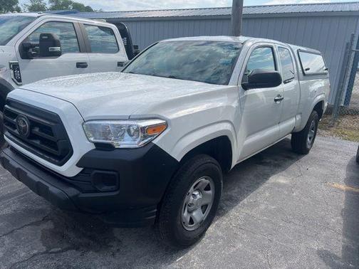 2022 Toyota Tacoma SR