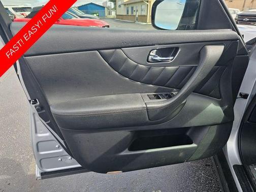 2017 INFINITI QX70 Base