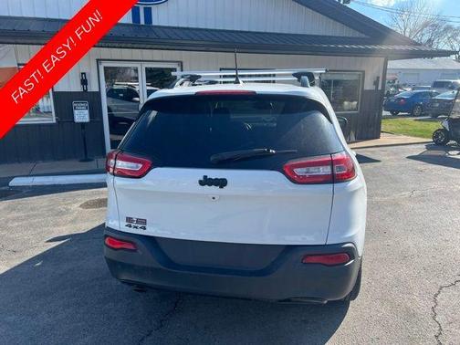2016 Jeep Cherokee Altitude