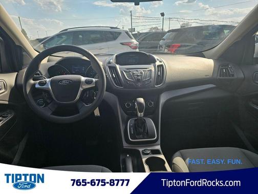 Oxford White 2013 Ford Escape SE
