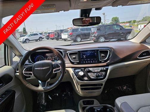 2018 Chrysler Pacifica Touring-L Plus