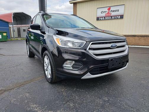 Shadow Black 2018 Ford Escape SE