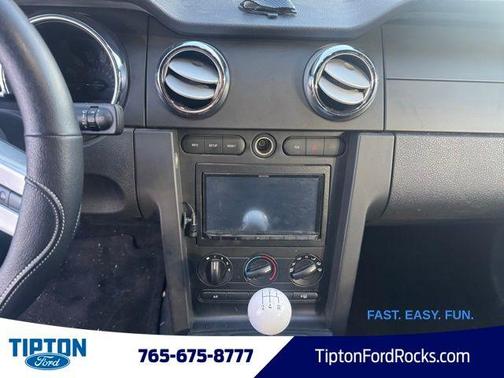 2005 Ford Mustang GT Premium