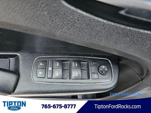 2017 Chrysler 300C Base