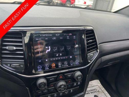 2019 Jeep Grand Cherokee Laredo