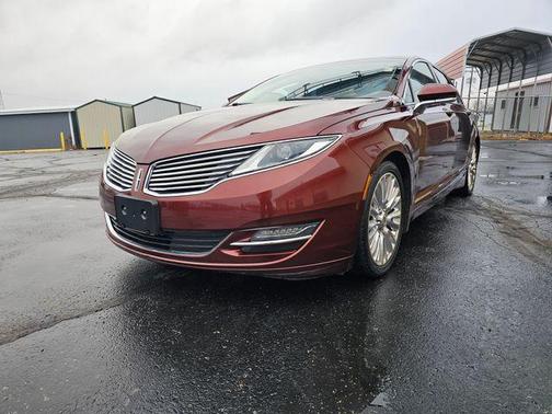 2016 Lincoln MKZ Base