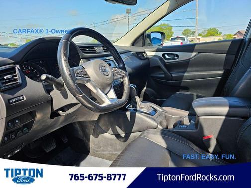 Gun Metallic 2020 Nissan Rogue Sport SL