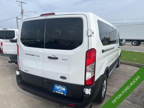 2023 Ford Transit-350 XLT