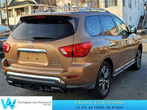 2017 Nissan Pathfinder Platinum