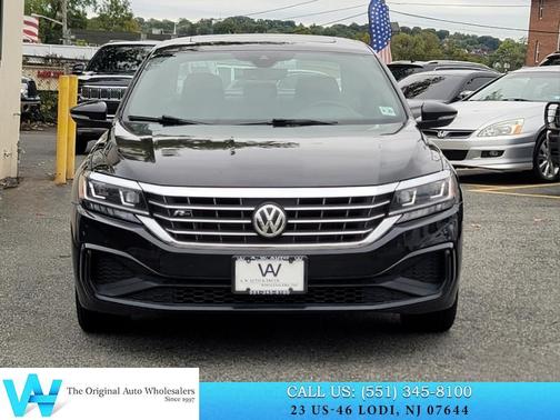 2021 Volkswagen Passat 2.0T R-Line