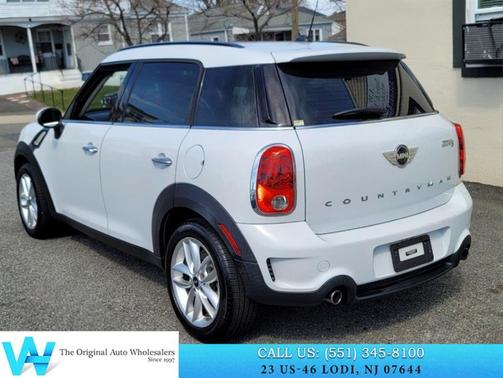Light White 2013 MINI Countryman Cooper S