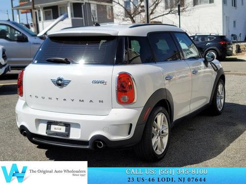 Light White 2013 MINI Countryman Cooper S