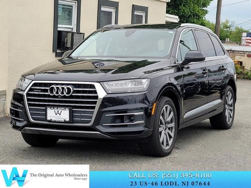 Orca Black Metallic 2018 Audi Q7 3.0T Premium Plus