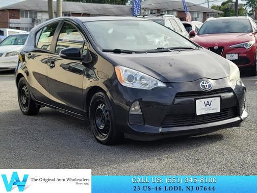 2013 Toyota Prius c Two