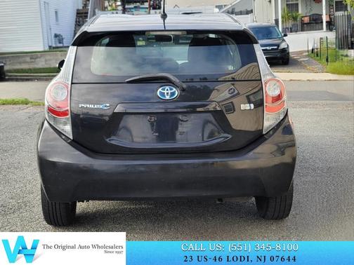 2013 Toyota Prius c Two