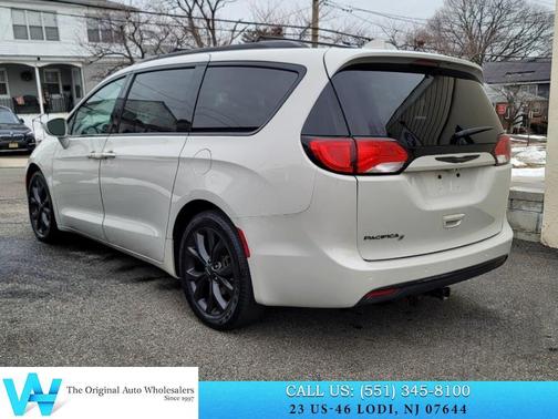 2019 Chrysler Pacifica Touring L