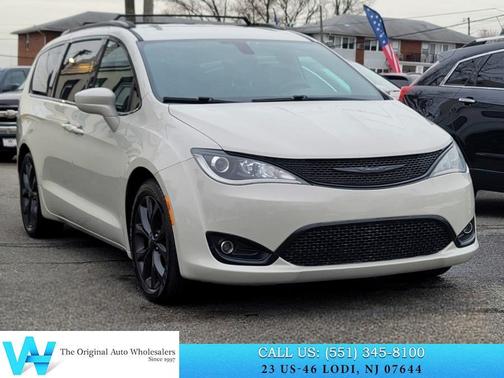 2019 Chrysler Pacifica Touring L
