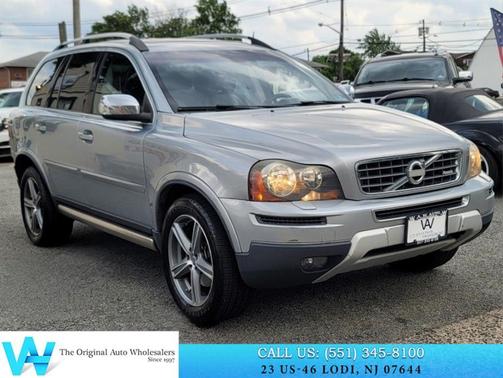 Gray 2010 Volvo XC90 3.2 R-Design