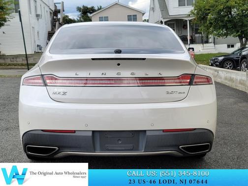 2017 Lincoln MKZ Base
