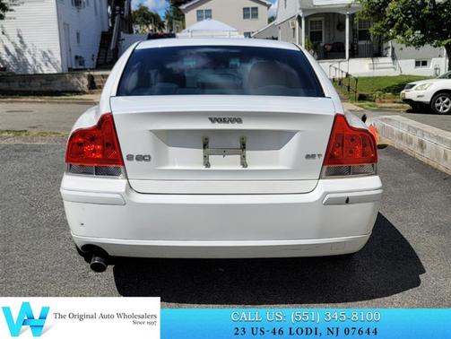 Ice White 2006 Volvo S60 2.5T