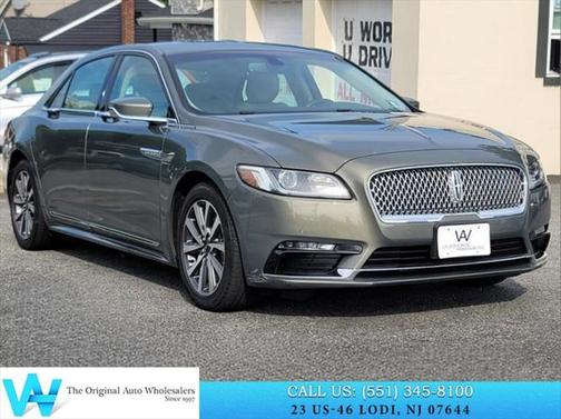 2017 Lincoln Continental Premiere