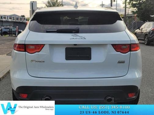 2018 Jaguar F-PACE 25t Premium
